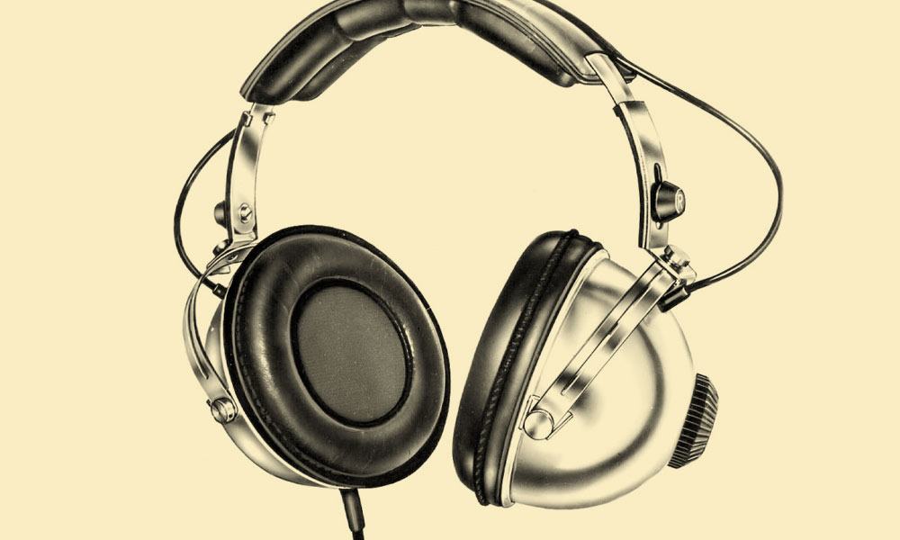 The Evolution of Headphones - Image 1